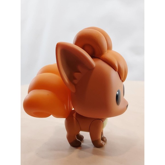 Funko POP! Pokémon Vulpix #580 Vinyl Figurine - Picture 4 of 5